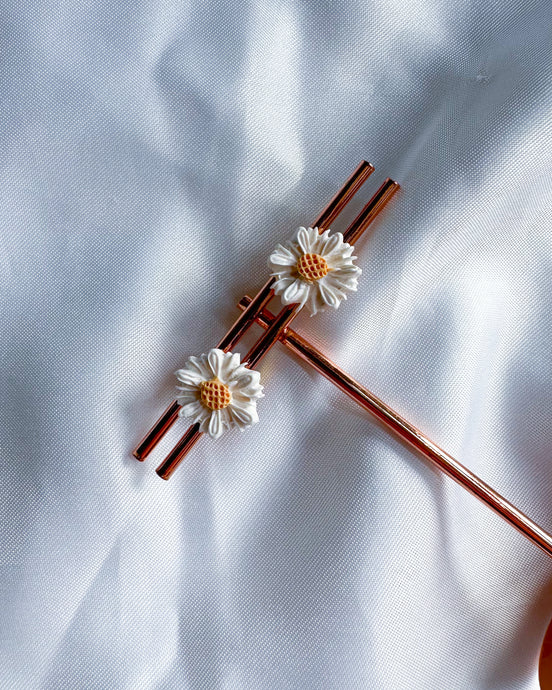 Daisy Studs- #2 Medium