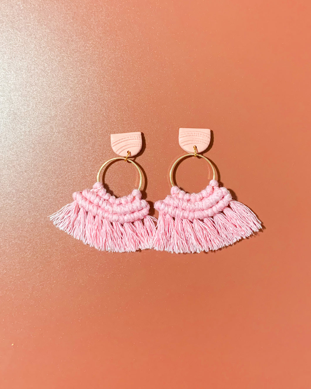 Macramé - #3 Sweet Pink dangle